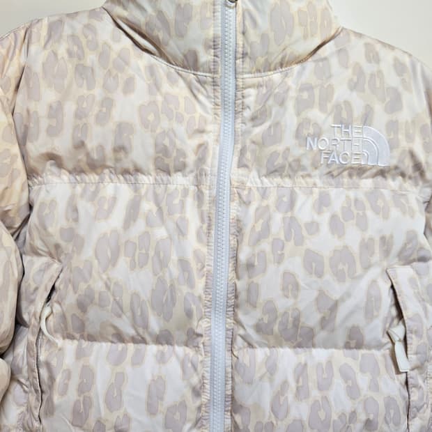 노스페이스 레오파드 프린트 눕시 숏패딩(해외판)