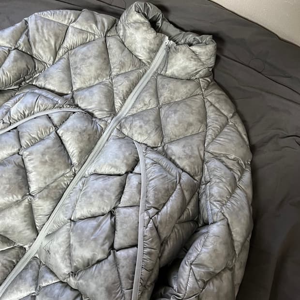 (L) 로아 ROA 누나 패딩 실버 택만뗀 새상품