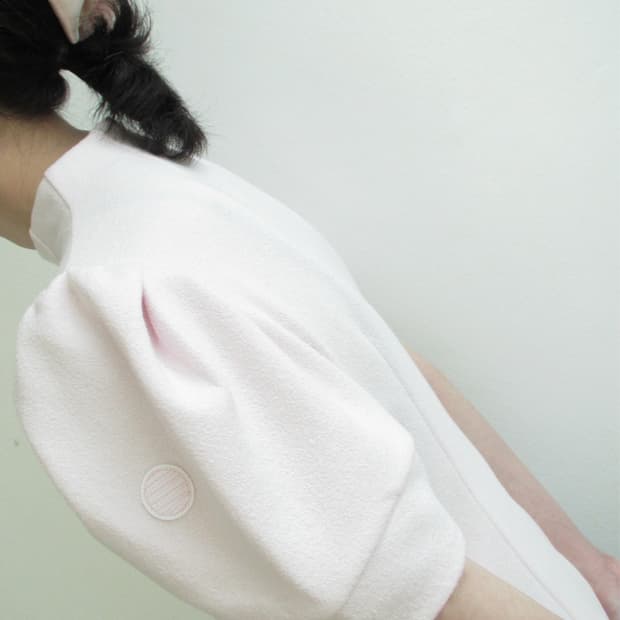 Boarders at Balcony puff blouse