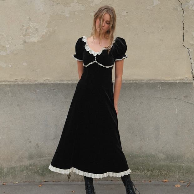 [미착] 플레따 벨벳 레이스 롱 드레스