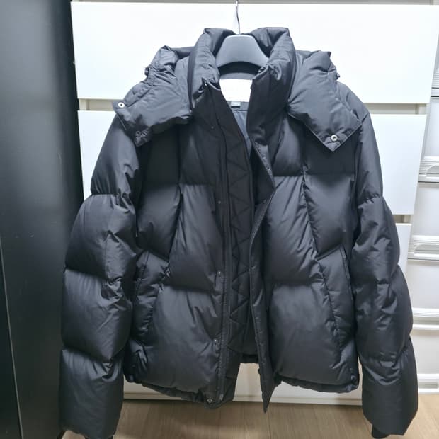 벨리에 크로스라인 패딩 블랙 5사이즈