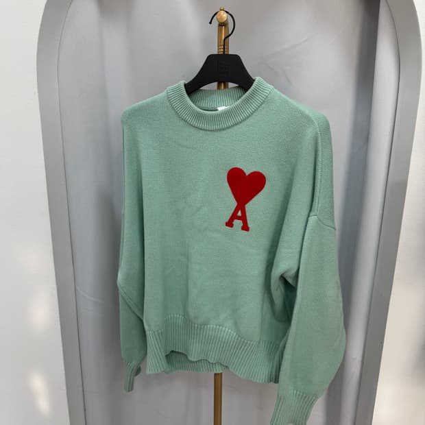 아미 빅하트 빅로고 니트 L사이즈