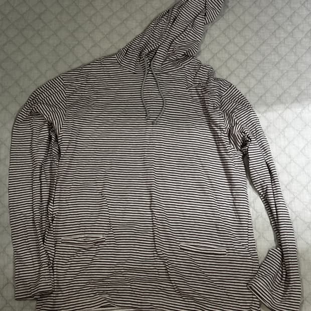 해칭룸 스트라이프 후드티