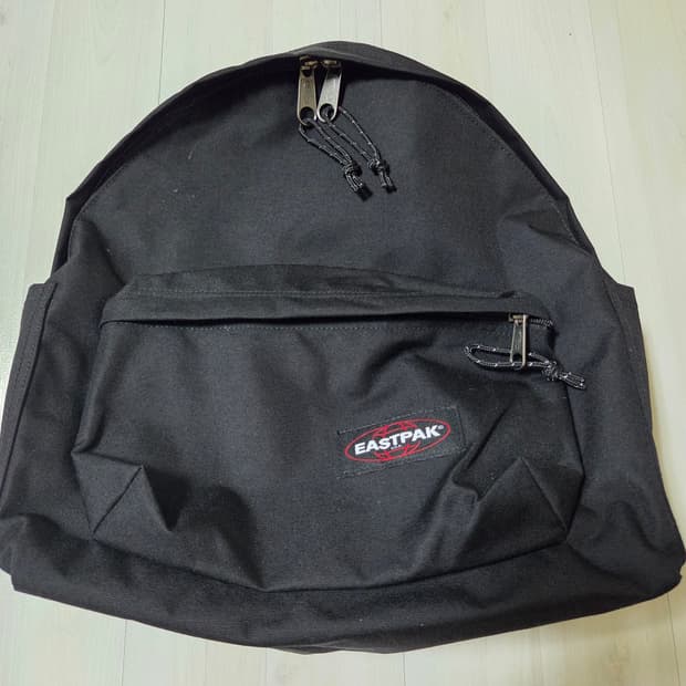 이스트팩 데이팩 블랙