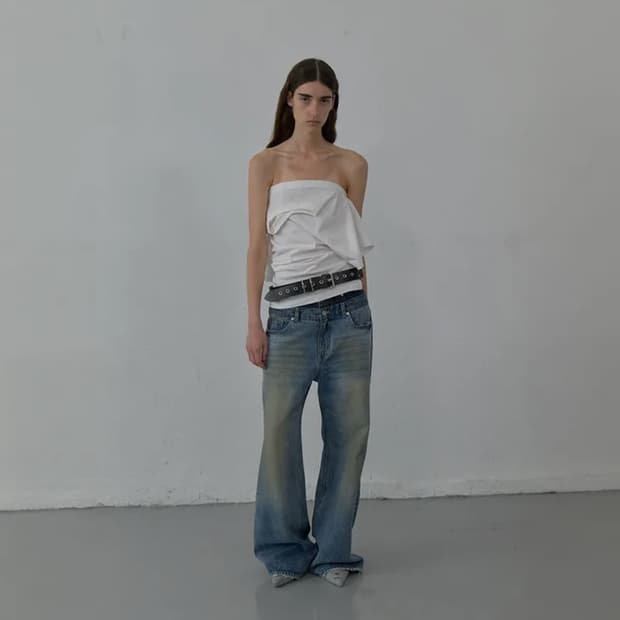 구해요 Lcdc 컷아웃 티셔츠 BACK CUT-OUT T-SHIRT