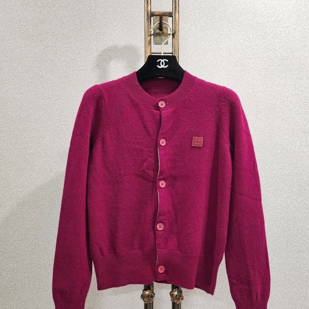 아크네스튜디오 