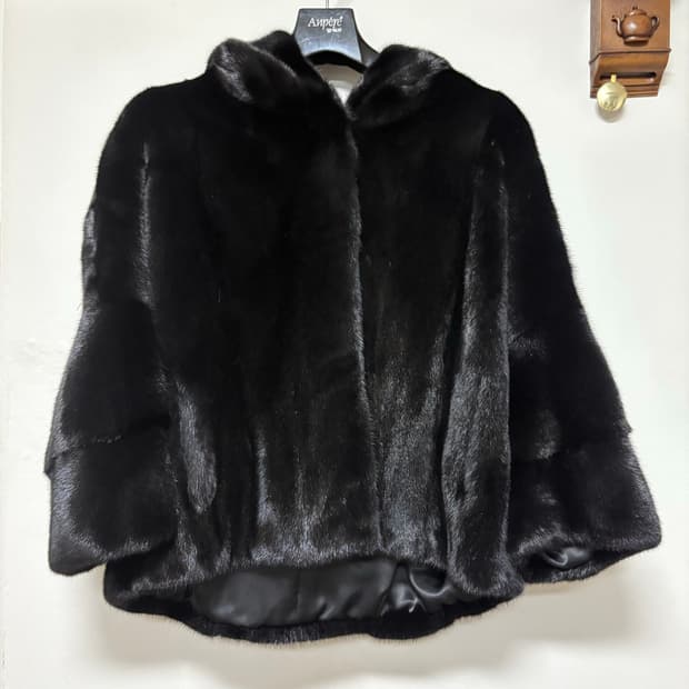 블랙 리얼밍크 후드 자켓