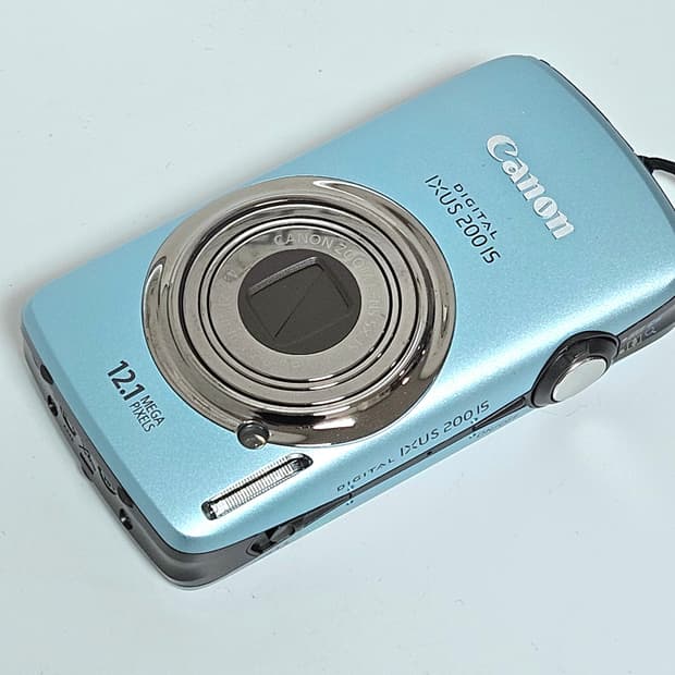 Canon ixus200