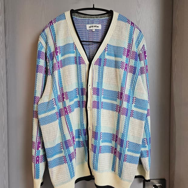 퍼킹어썸 Fucking Awesome 니트 가디건