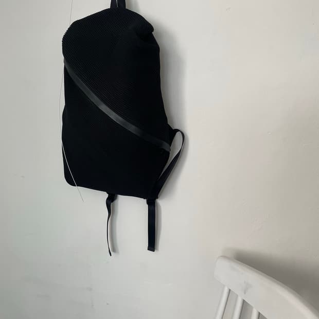 ⠀