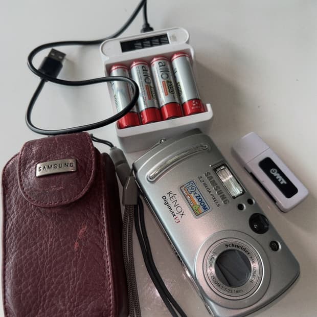 삼성 Kenox Digimax V3 카메라