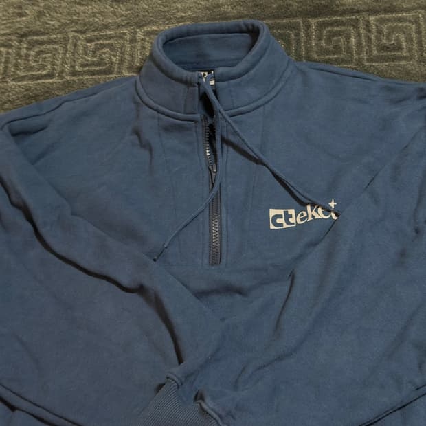 [테켓] Plan Half Zip-Up Sweatshirt Navy 