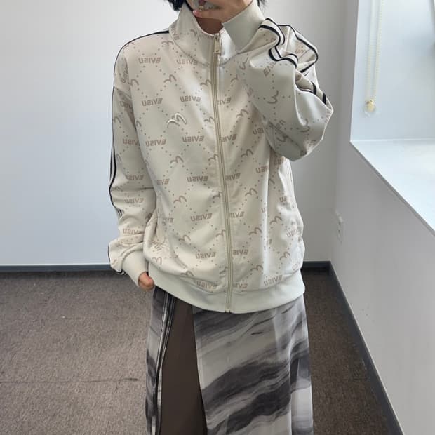 Evisu 에비수 로고 패턴 아이보리 져지
