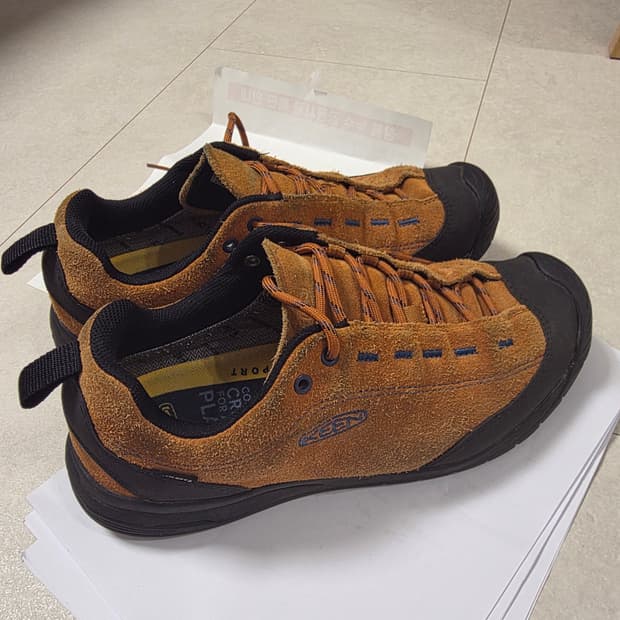 킨 재스퍼 카멜 스웨이드 270 사이즈