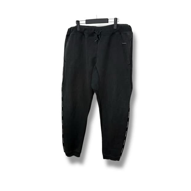 [L] 디스이즈네버댓 트레이닝 팬츠