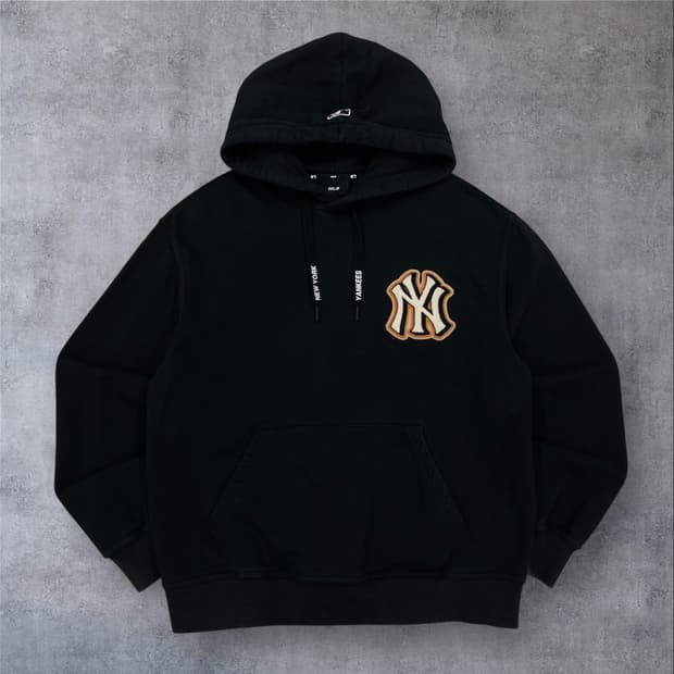 MLB 뉴욕양키스 스몰 로고 블랙 후드티