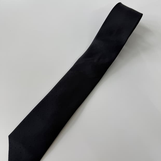 블랙 도트패턴 실크 넥타이 7cm