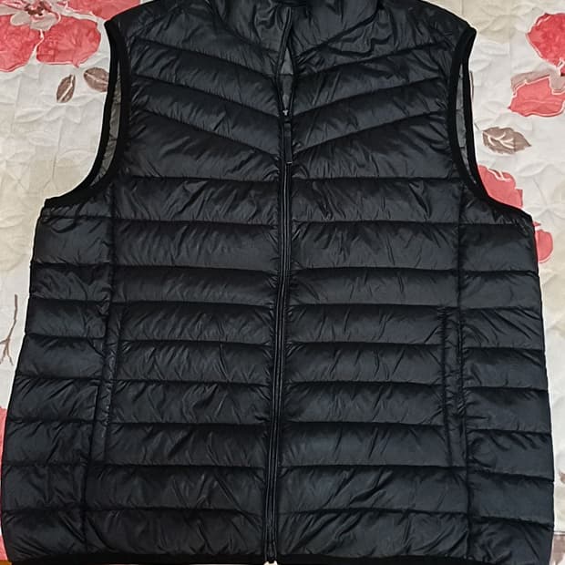 탑텐 오리털경량조끼 105 가슴55 기장67