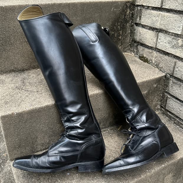 Golden horse laceup leather riding boots