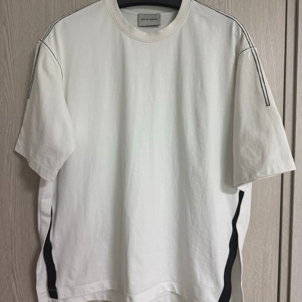 솔리드옴므 반팔티셔츠 48사이즈