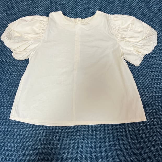 일본 브랜드 GRL 퍼프 소매 블라우스 M