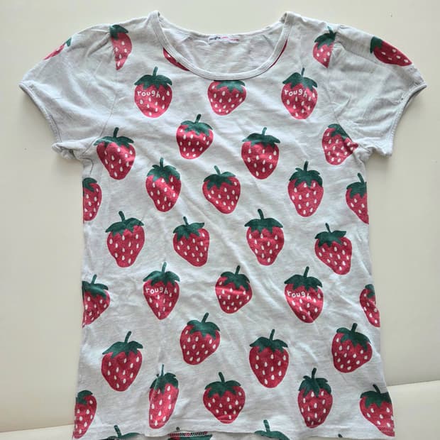 Rough 딸기 반팔 티셔츠