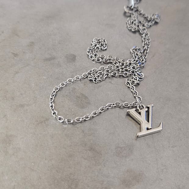 74 루이비통 정품빈티지 업사이클링 목걸이 써지컬 