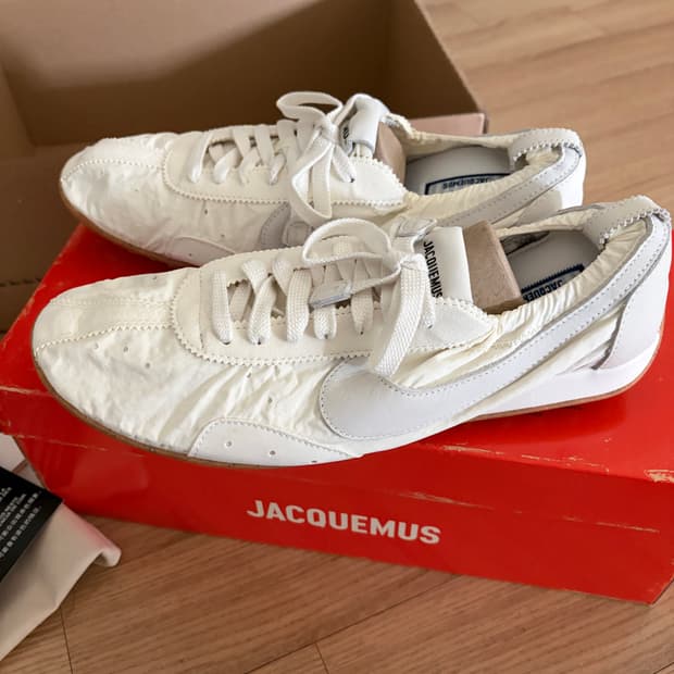 [45.5, 300] 자크뮈스x나이키 문슈즈 SP 소프트 펄 세일