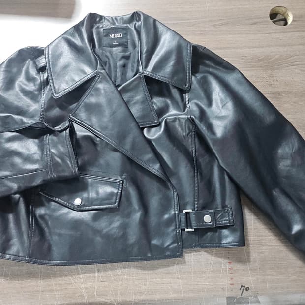 MIXXO 크롭 인조가죽 자켓 L