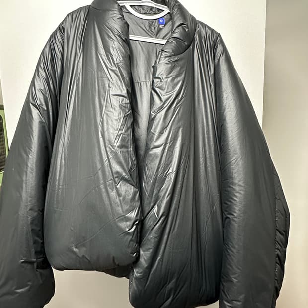 이지 갭 엔지니어드 바이 발렌시아가 라운드 자켓 2 블랙 패딩