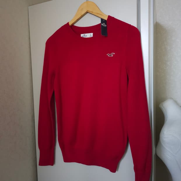 새상품)홀리스터 레드 면니트