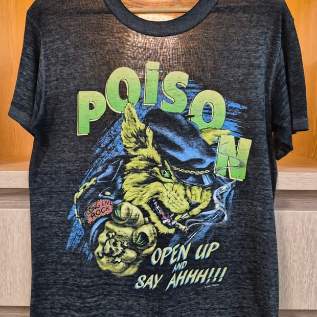 1988 VINTAGE POISON World Tour T-Shirt