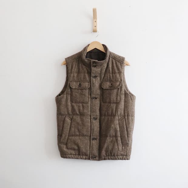 GU wool pocket vest