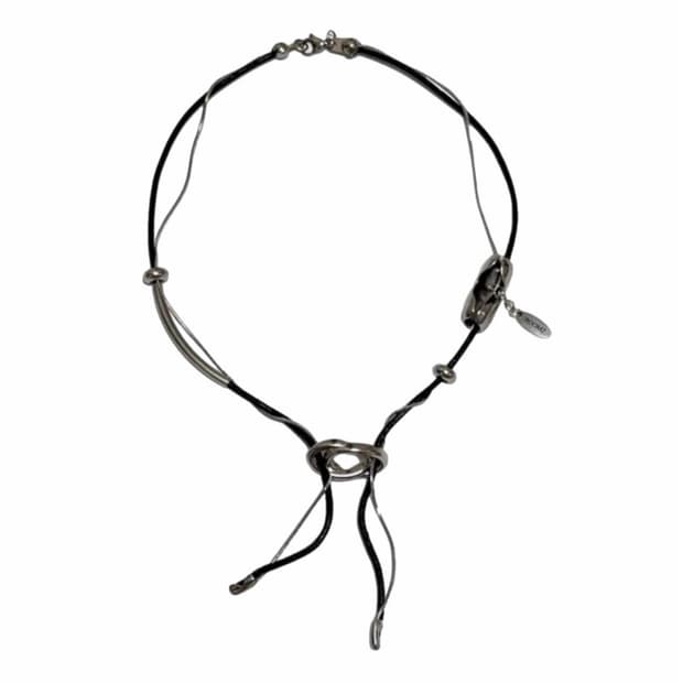 MOBIUS LEATHER NECKLACE 메비우스 가죽 목걸이