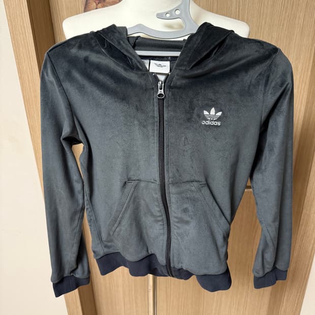 아디다스 벨벳 집업 