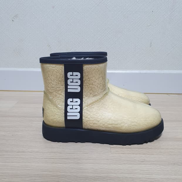 어그 클래식 부츠 230