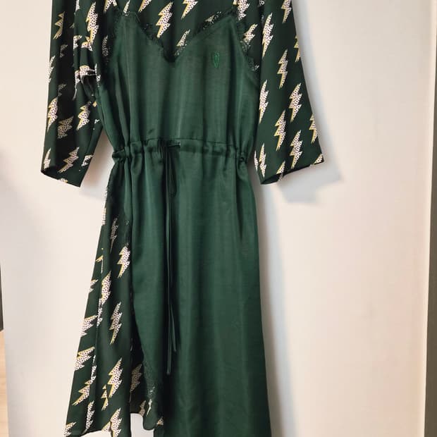 쥬시쥬디 번개프린트레이어드형원피스