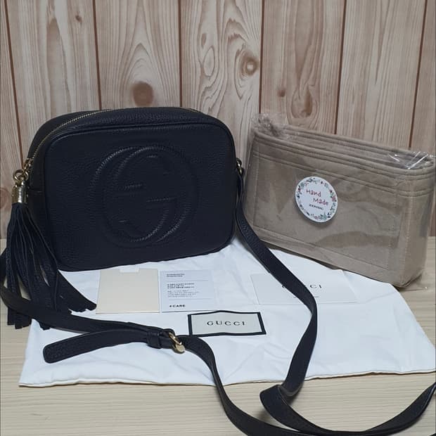 구찌 테슬 디스코 크로스백/카메라백 새상품급 정품(감정서O)