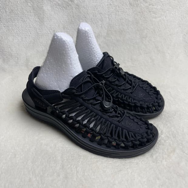 [240] 킨 유닉크 샌들