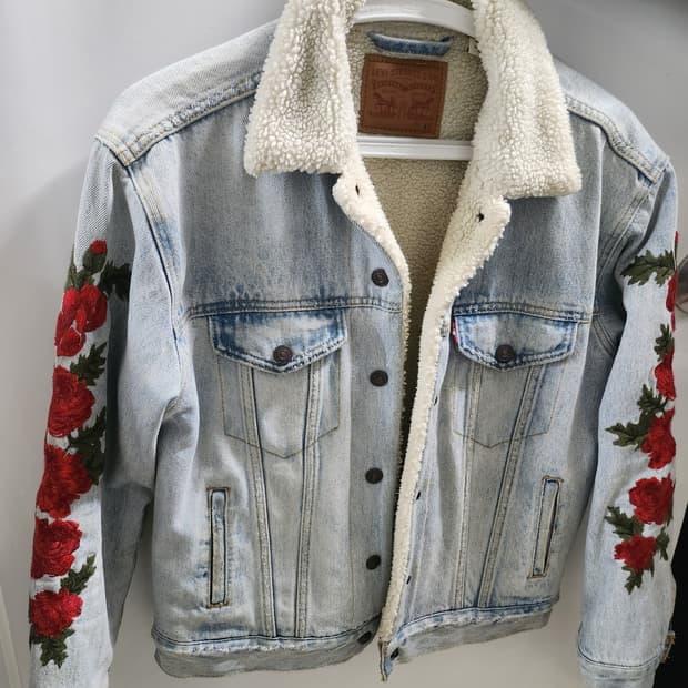 리바이스 쉐르파 플러워 여성자켓