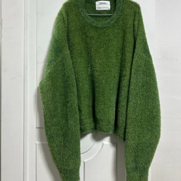 노매뉴얼 크롭 헤어리 니트