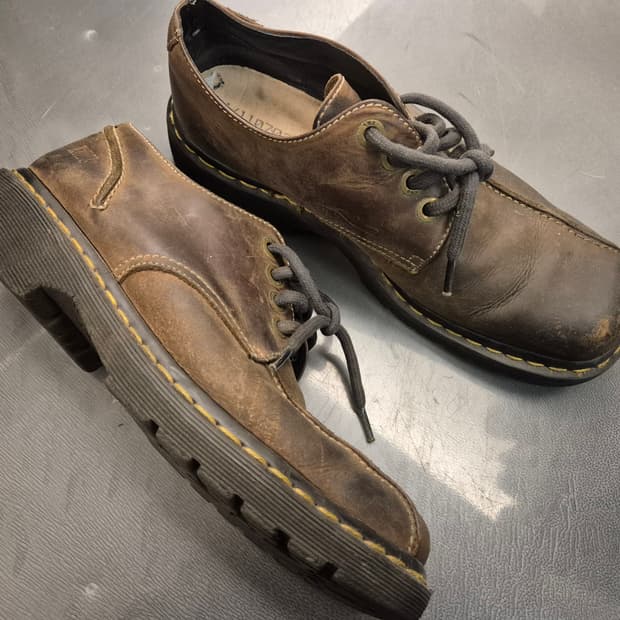 00s 닥터마틴 9302 러그솔 슈즈