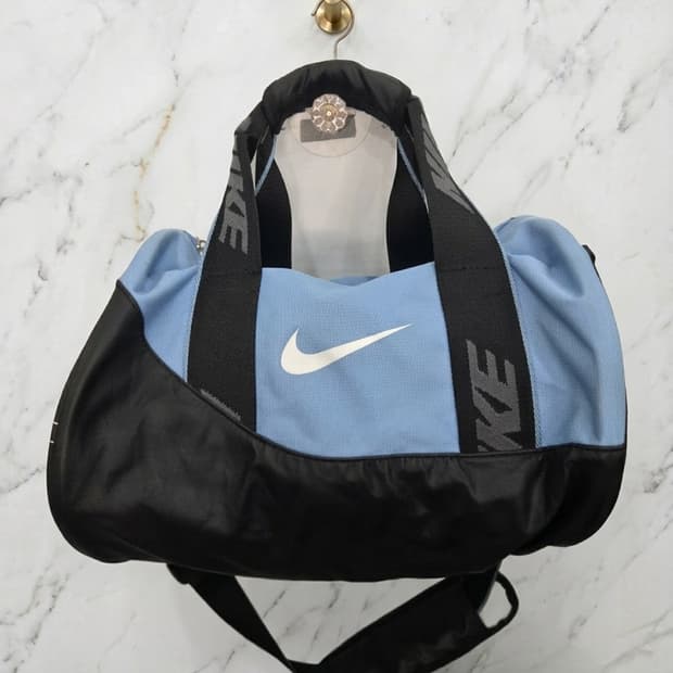NIKE 나이키 더플백 운동가방!~ 색상 실물이 더 예뻐요^^~