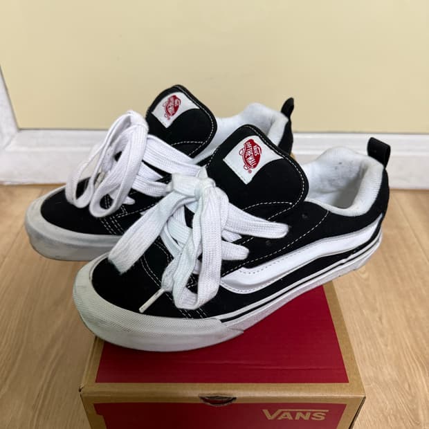 반스 크누스쿠 Knu Skool 블랙 240