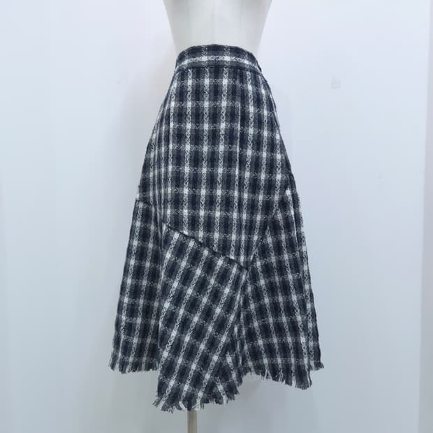 일본 GRL 언밸런스 체크 플레어 스커트