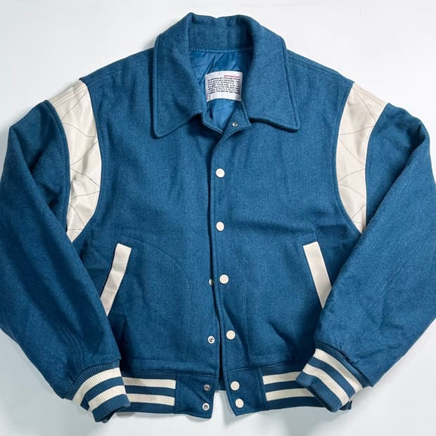 벌스데이수트 바시티 자켓 