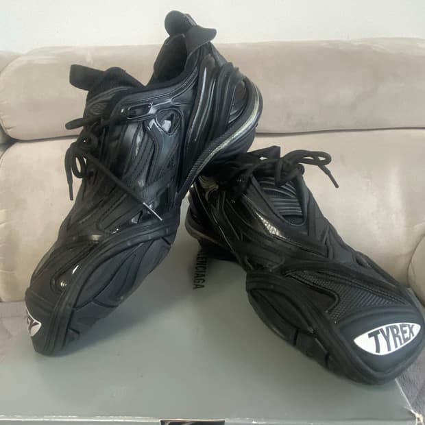 발렌시아가 타이렉스 41 풀박스