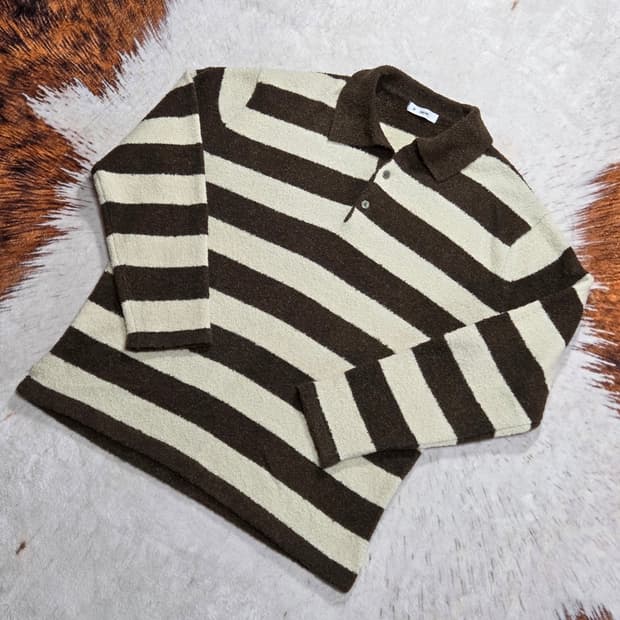 베이지 오버핏 단가라 카라 니트