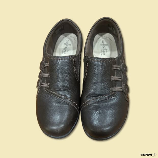 CLARKS MARY JANE BROWN