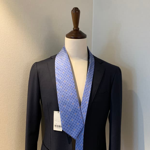 던힐(dunhill) 택 달린 미사용품 명품넥타이 A+등급 9.4cm